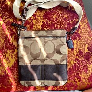 Coach messenger crossbody purse